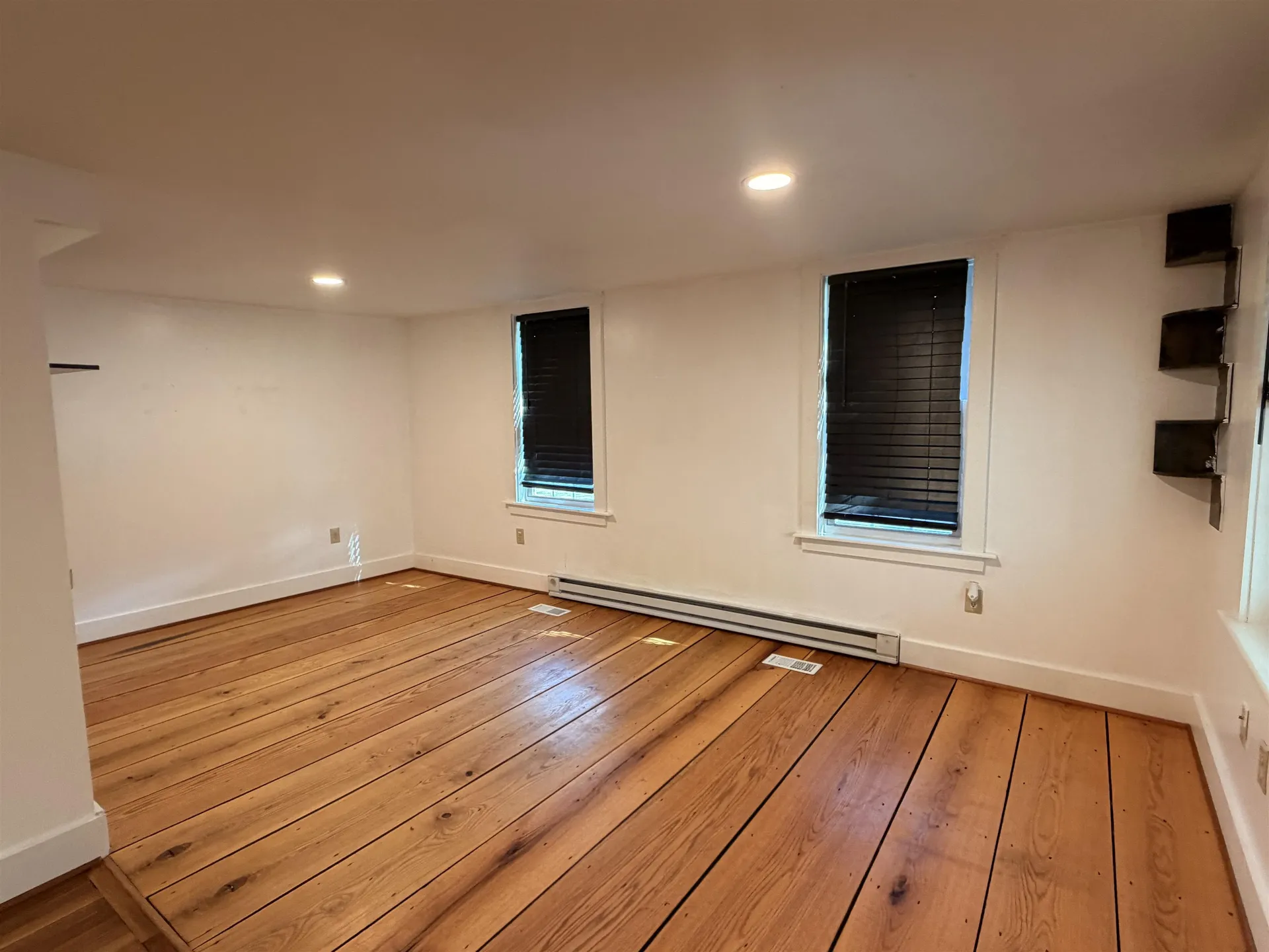 27 Ashuelot Street Winchester NH 03470