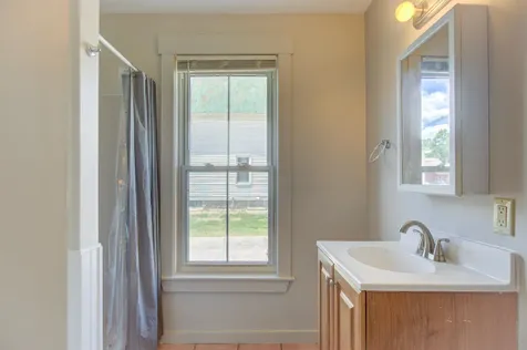 8 Chase Avenue Conway NH 03818