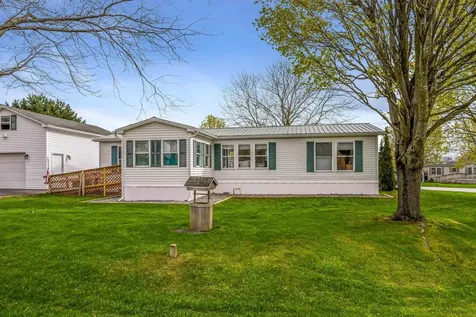 15 Marc Avenue St. Albans City VT 05478