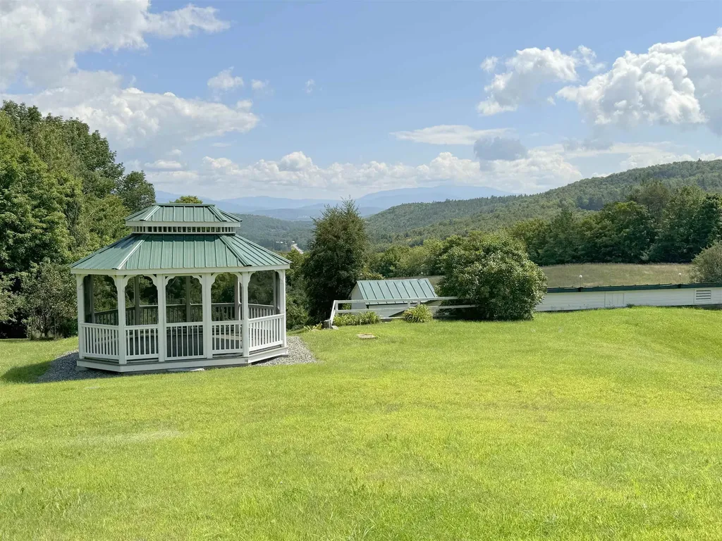 352 Maple Hill Road Newbury VT 05051
