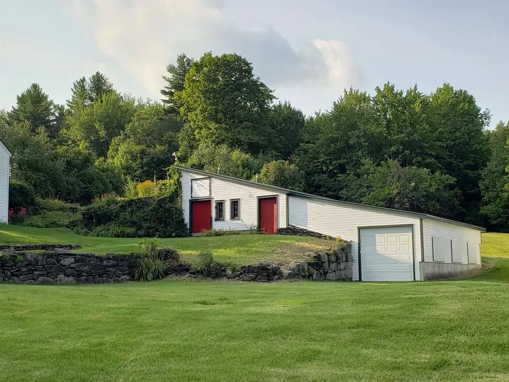 352 Maple Hill Road Newbury VT 05051