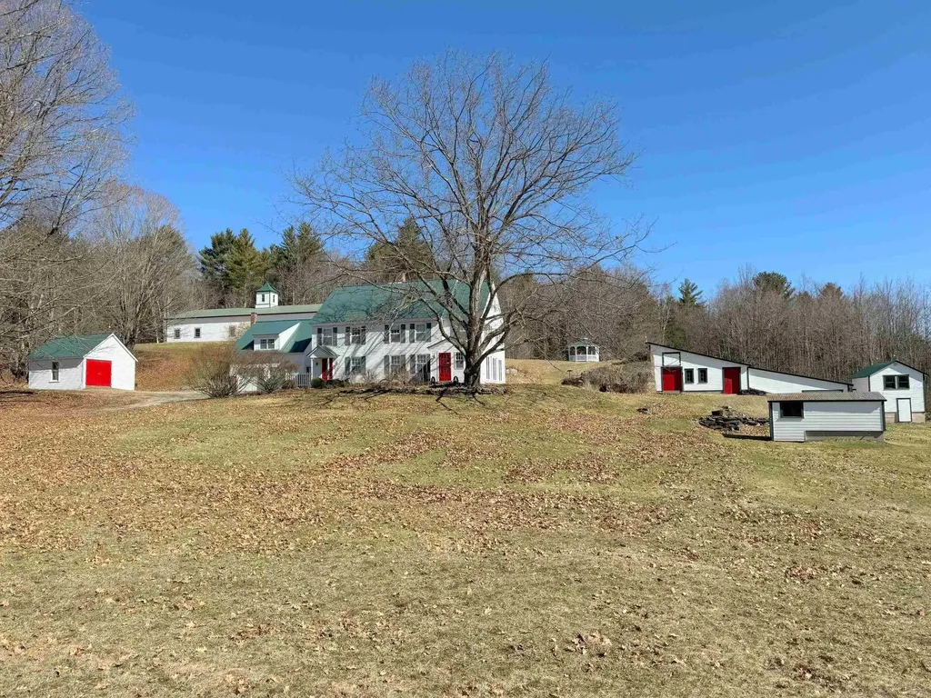 352 Maple Hill Road Newbury VT 05051