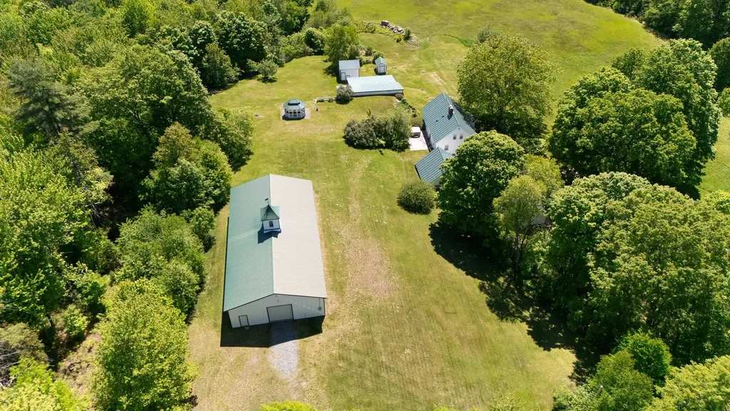 352 Maple Hill Road Newbury VT 05051