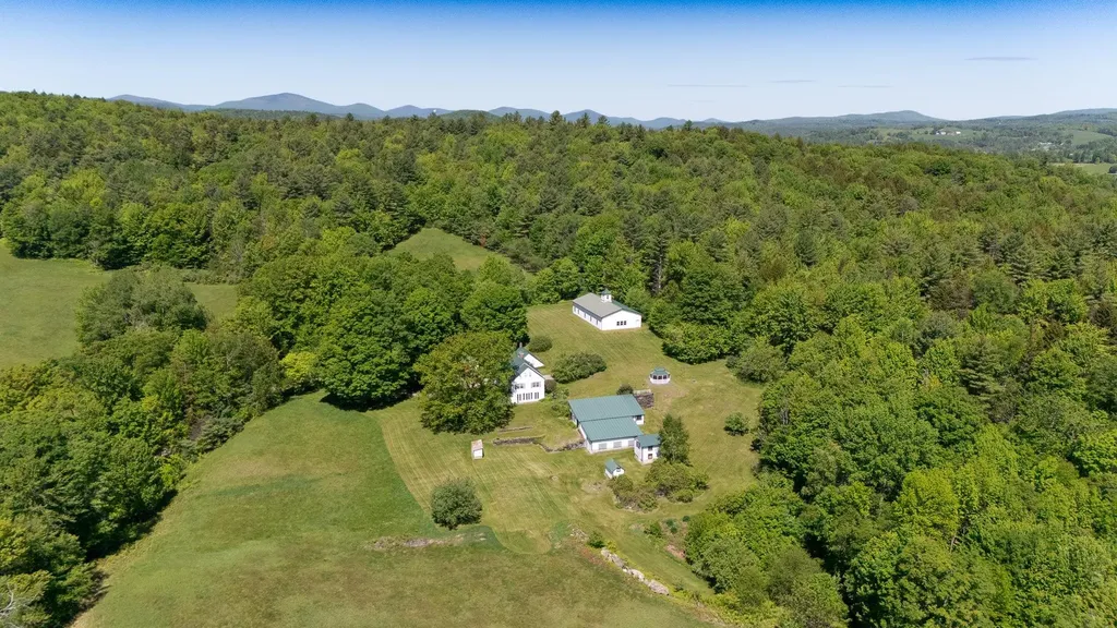 352 Maple Hill Road Newbury VT 05051