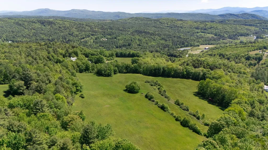 352 Maple Hill Road Newbury VT 05051