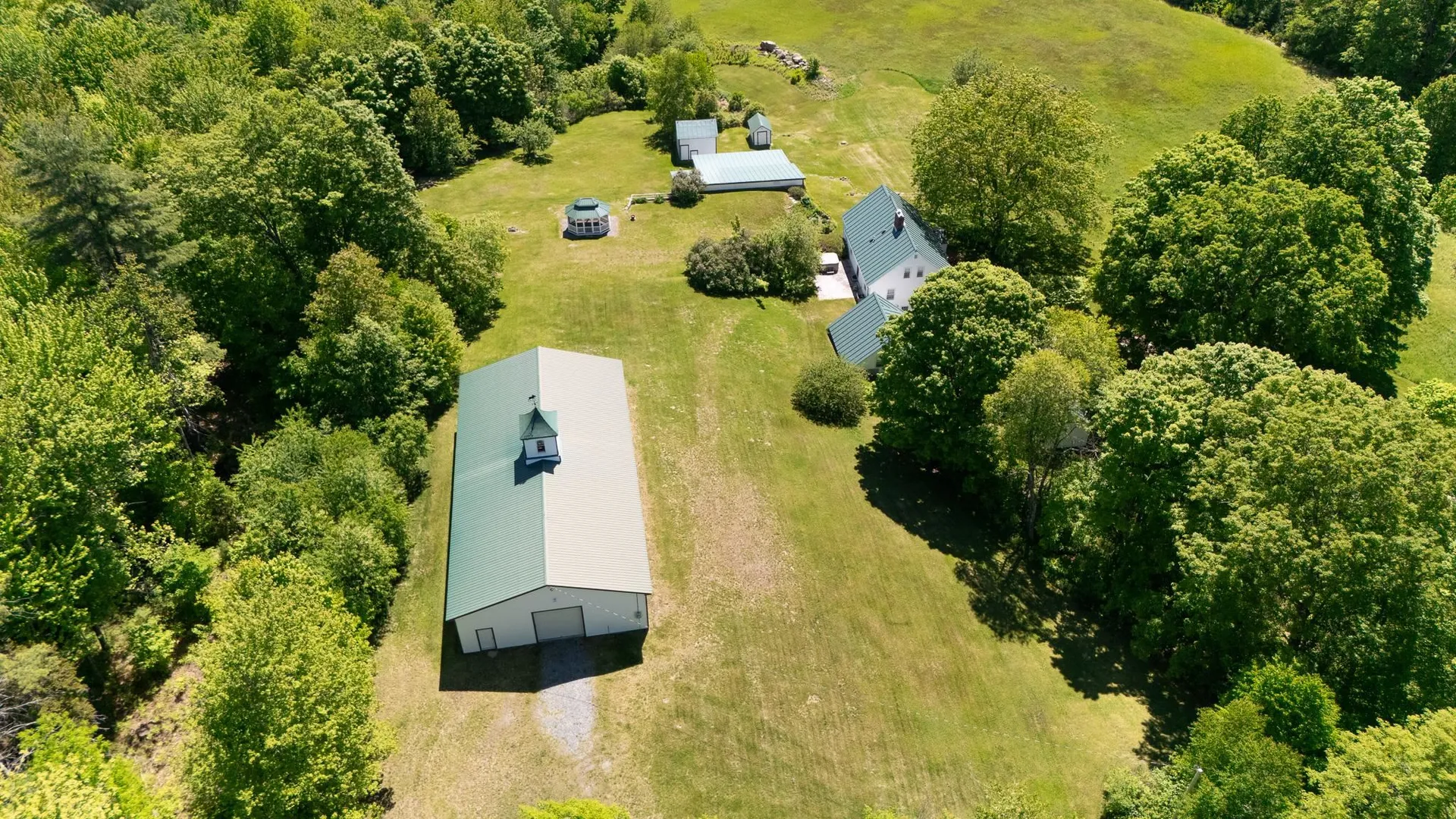 352 Maple Hill Road Newbury VT 05051