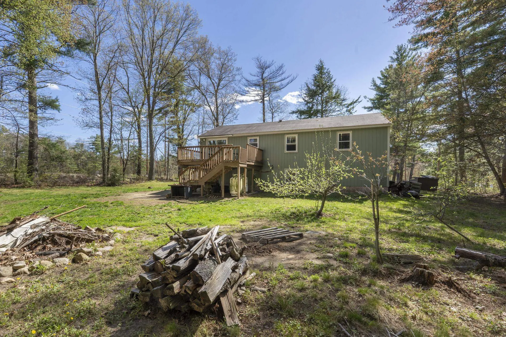 6 Power Street Raymond NH 03077