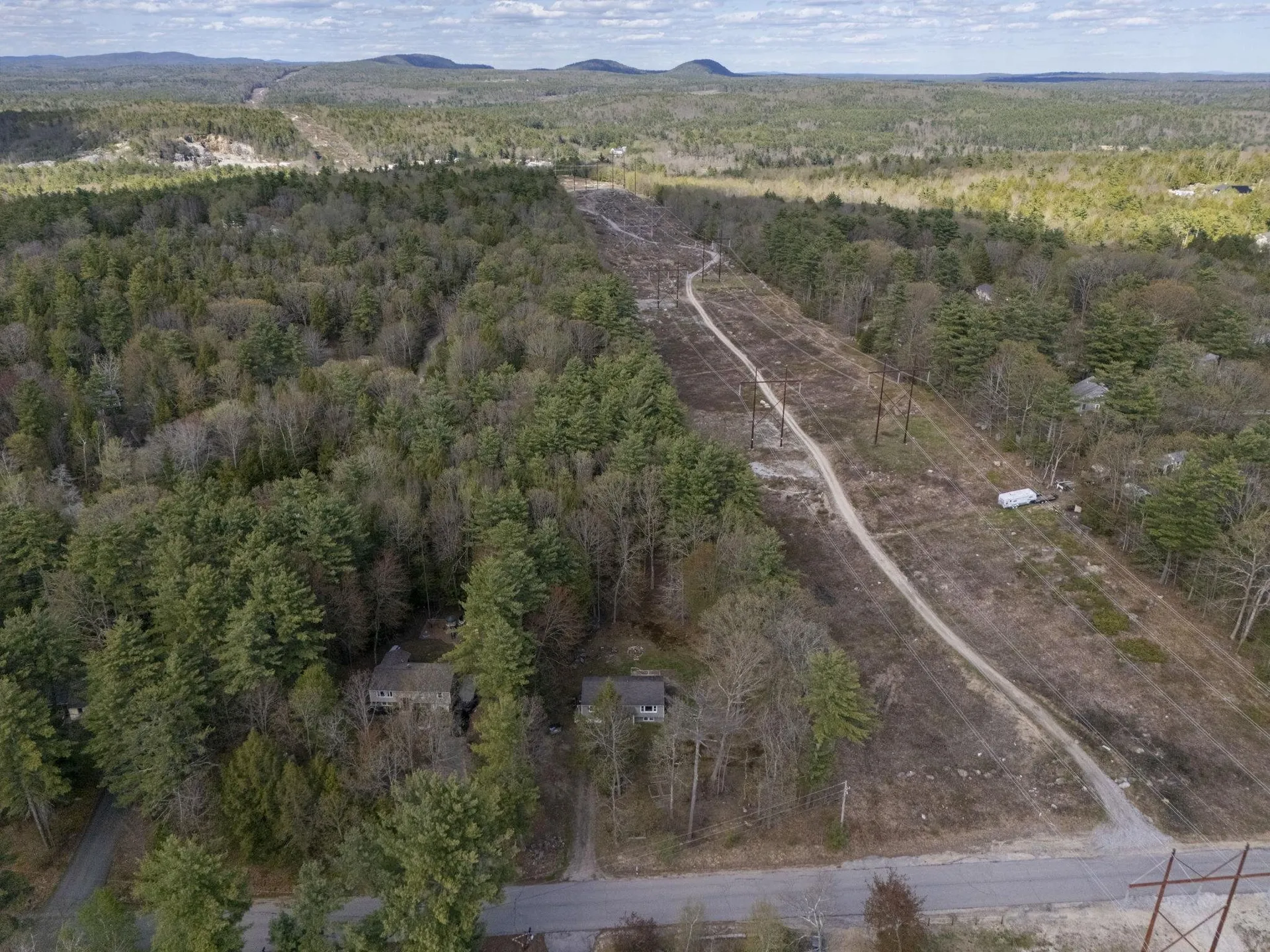 6 Power Street Raymond NH 03077