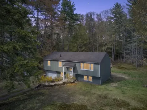 6 Power Street Raymond NH 03077