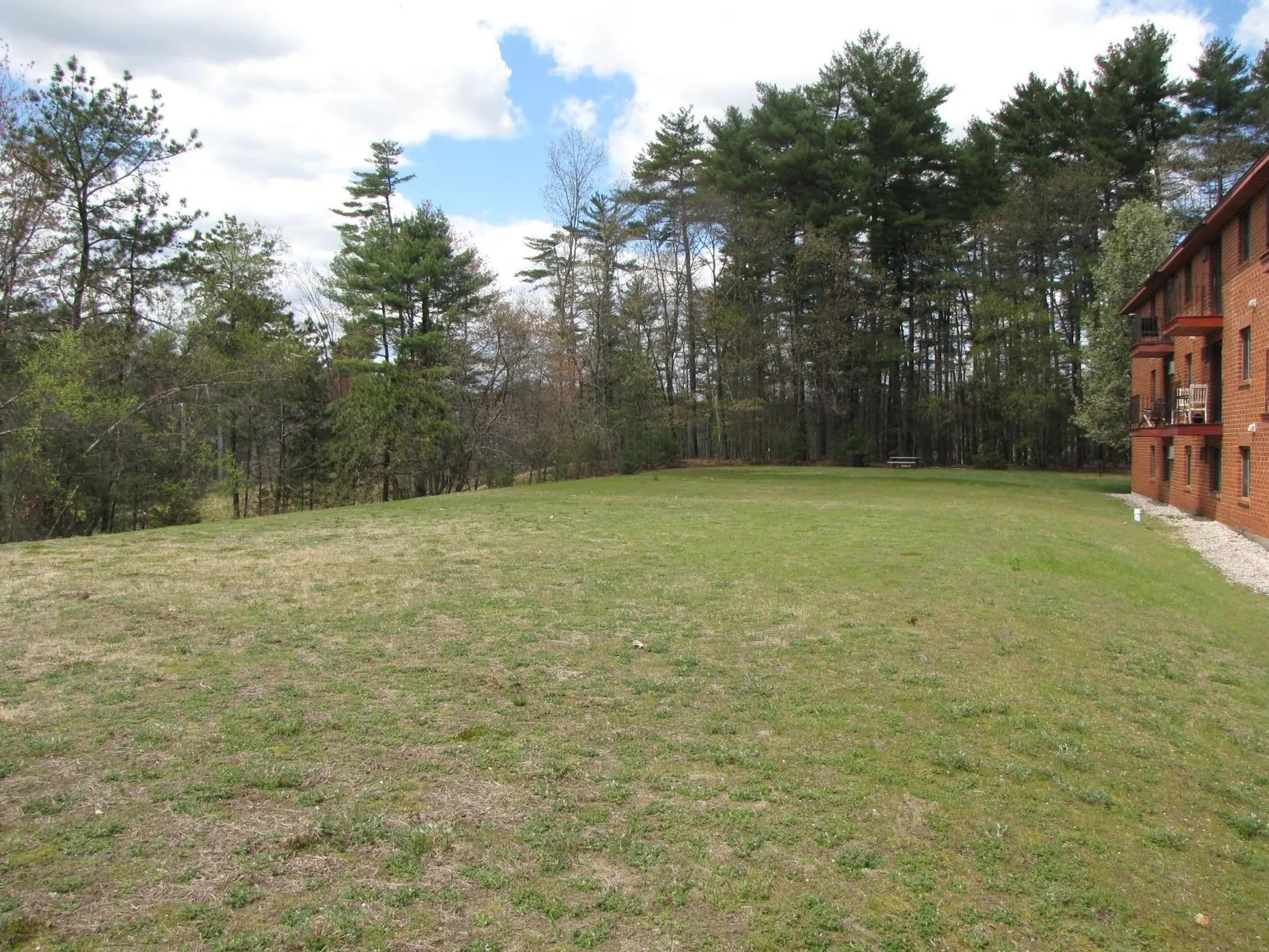 1225 Bodwell Road Manchester NH 03109