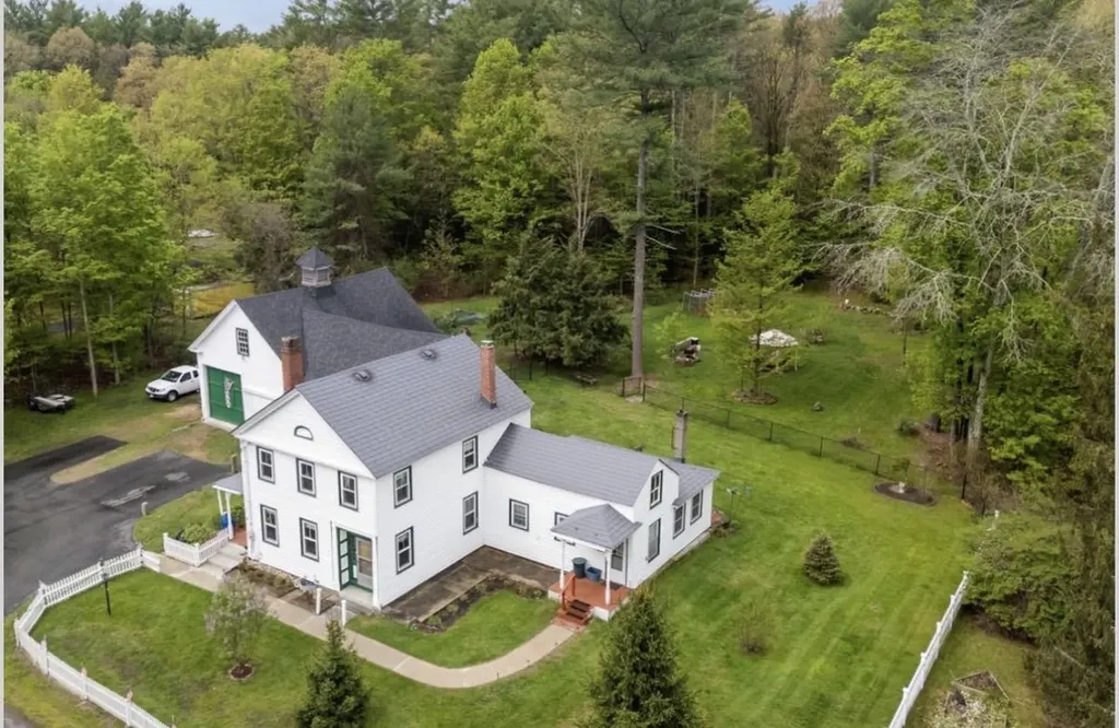 6 Mammoth Road Windham NH 03087