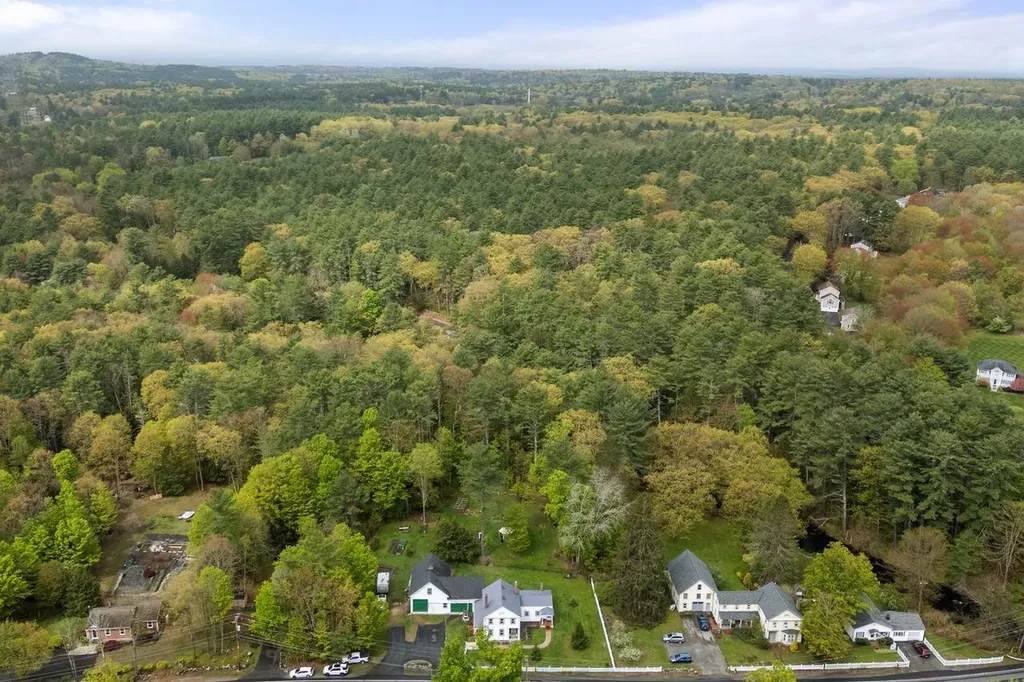 6 Mammoth Road Windham NH 03087