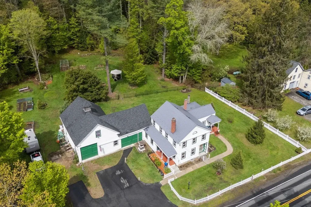 6 Mammoth Road Windham NH 03087