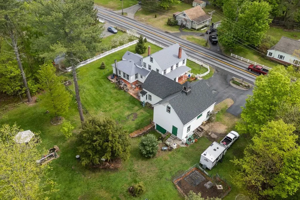 6 Mammoth Road Windham NH 03087