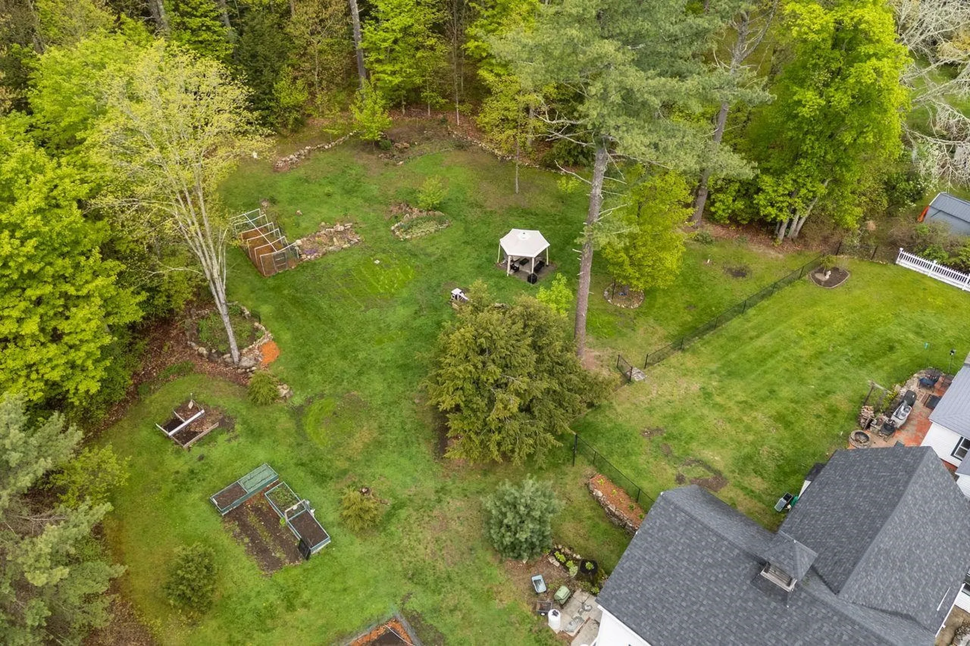 6 Mammoth Road Windham NH 03087