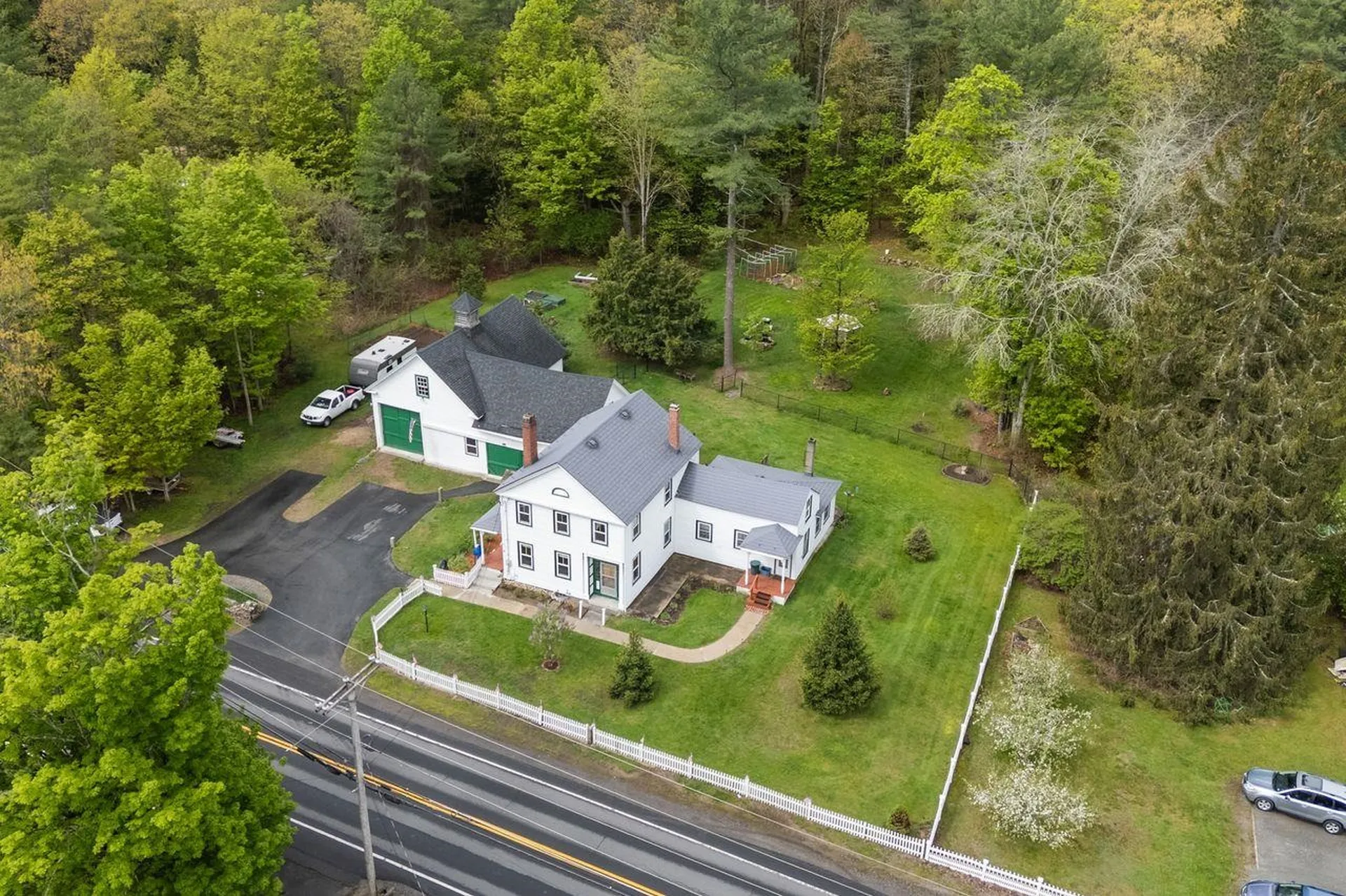 6 Mammoth Road Windham NH 03087