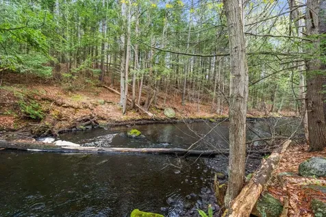 6 Mammoth Road Windham NH 03087