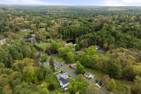 6 Mammoth Road Windham NH 03087
