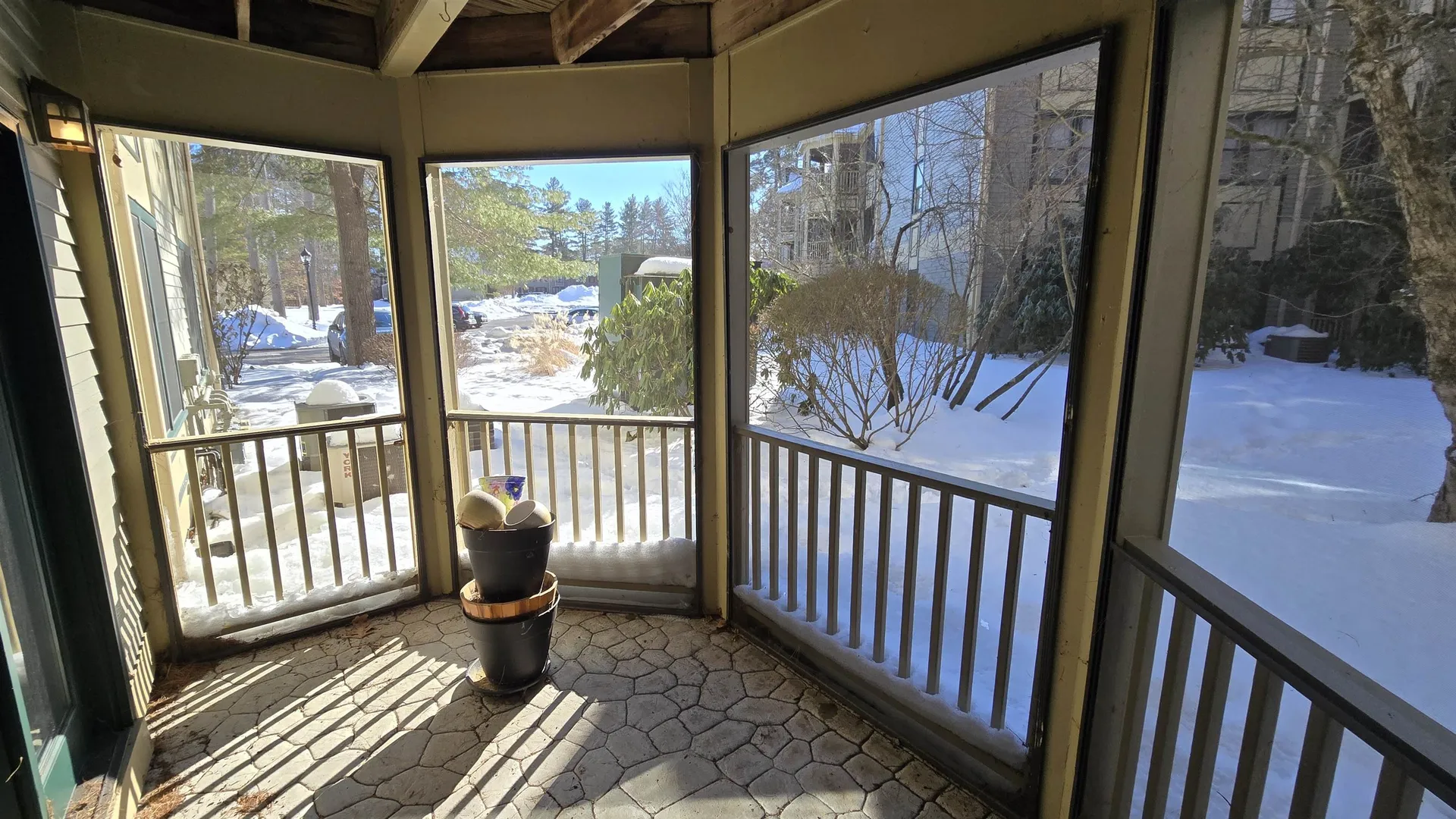 3 Bartemus Trail Nashua NH 03063