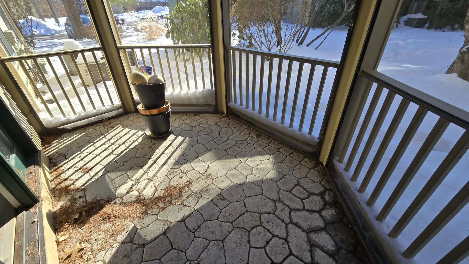 3 Bartemus Trail Nashua NH 03063