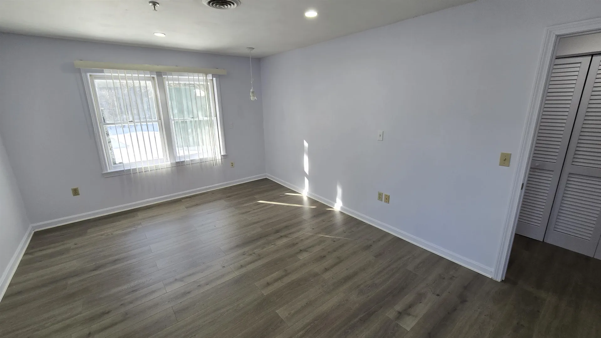 3 Bartemus Trail Nashua NH 03063