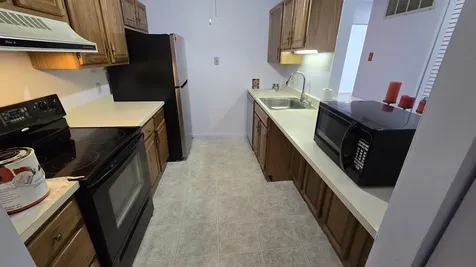 3 Bartemus Trail Nashua NH 03063