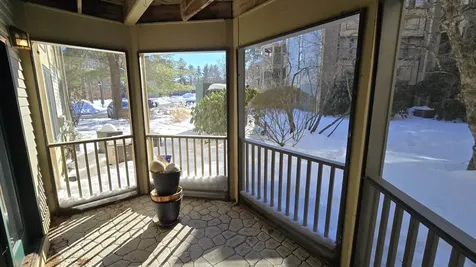 3 Bartemus Trail Nashua NH 03063