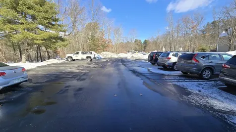 3 Bartemus Trail Nashua NH 03063