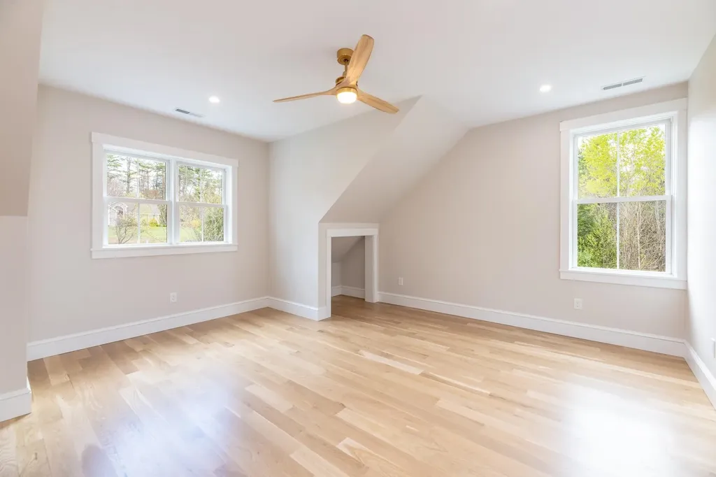 18 Solace Pointe Road Meredith NH 03253