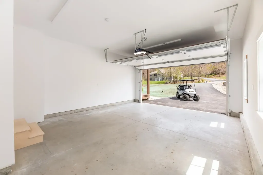 18 Solace Pointe Road Meredith NH 03253
