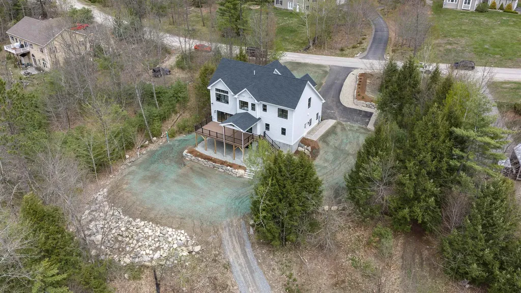 18 Solace Pointe Road Meredith NH 03253