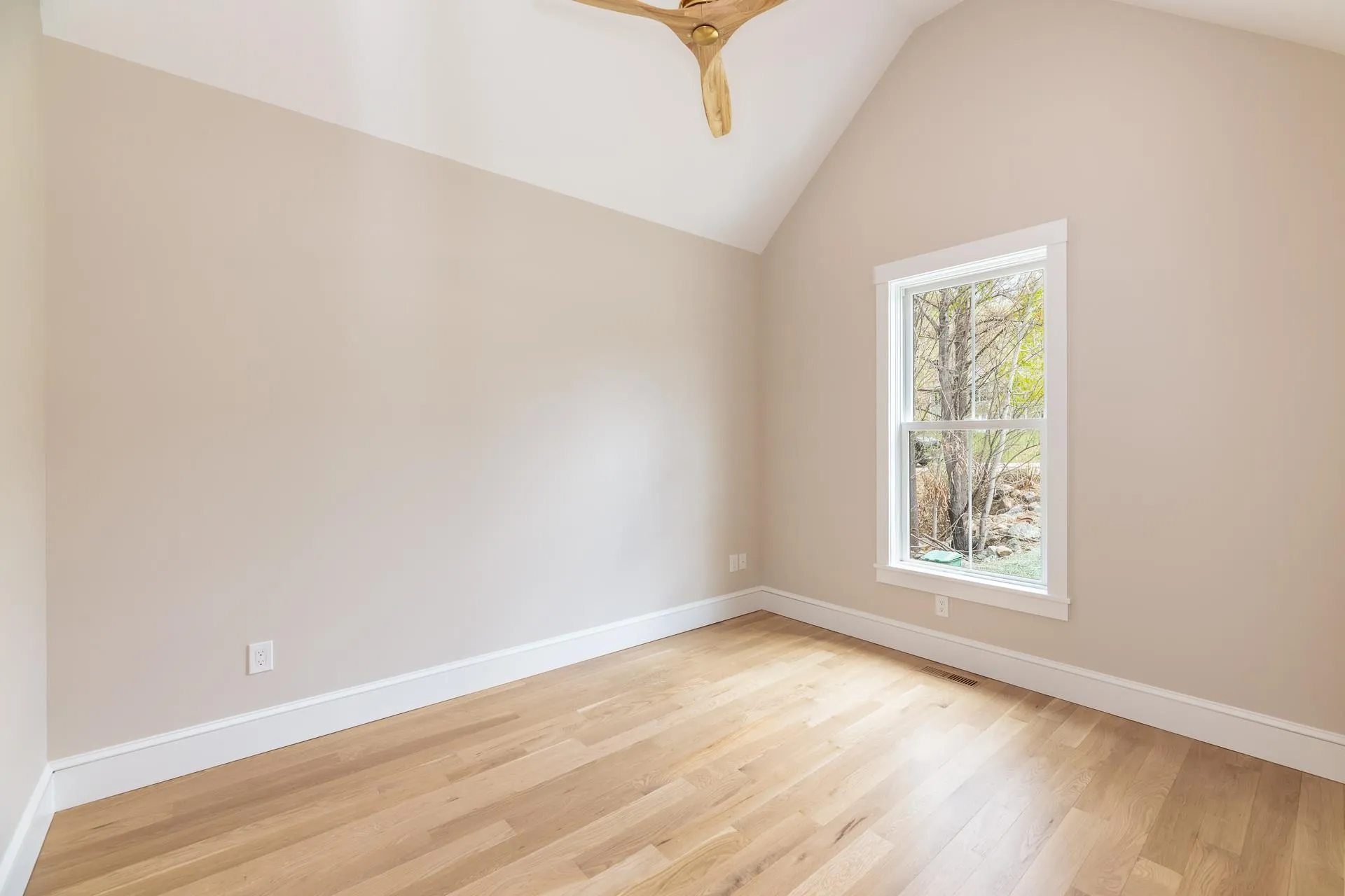 18 Solace Pointe Road Meredith NH 03253