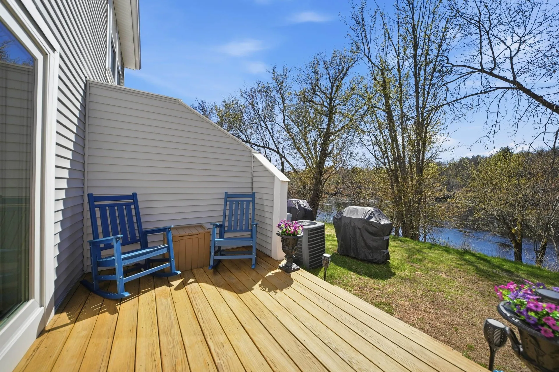 3020 Brown Avenue Manchester NH 03103