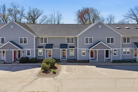3020 Brown Avenue Manchester NH 03103