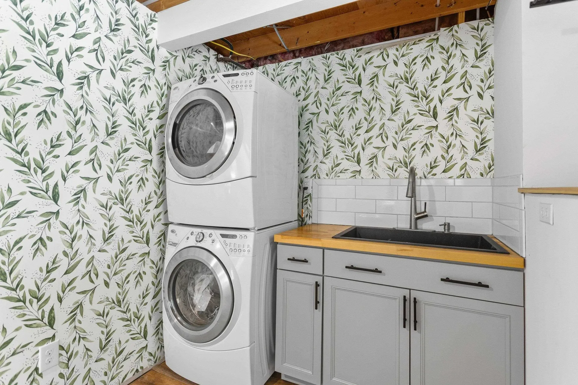 14 Weaver Place Weare NH 03281