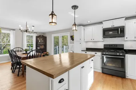 14 Weaver Place Weare NH 03281