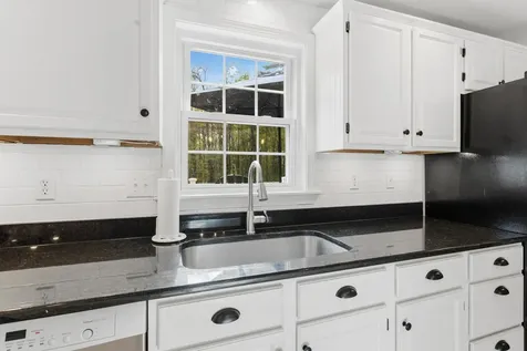 14 Weaver Place Weare NH 03281