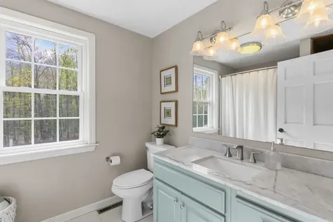 14 Weaver Place Weare NH 03281