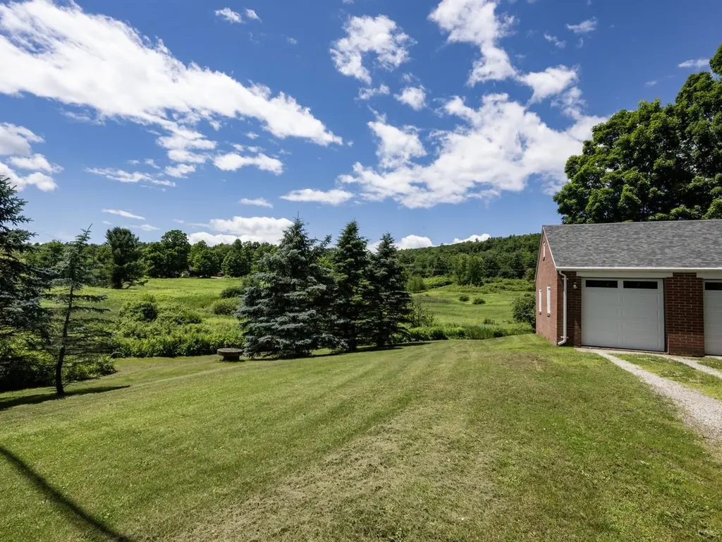 5506 St. George Road Williston VT 05495