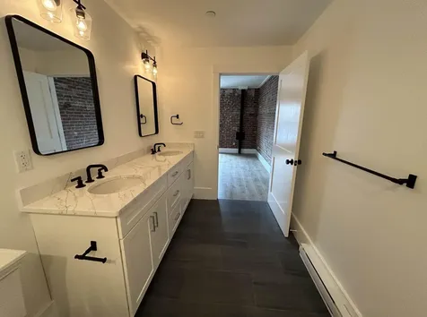 55 Water Street Exeter NH 03833