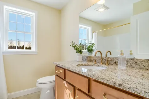 15B Violette Drive Epping NH 03042