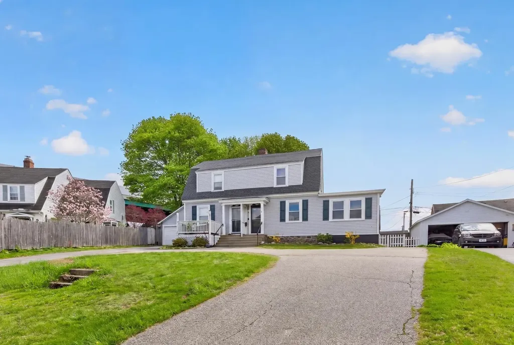 47 Concord Way Portsmouth NH 03801
