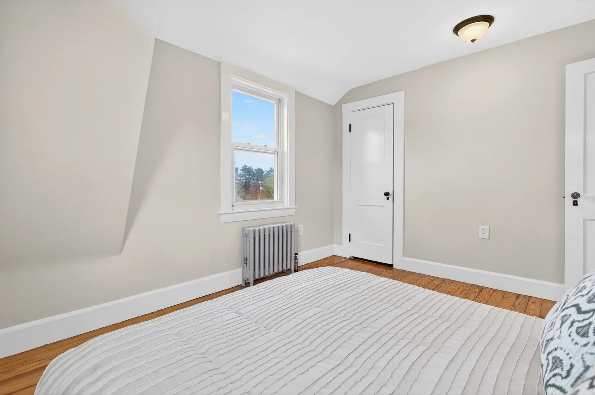 47 Concord Way Portsmouth NH 03801