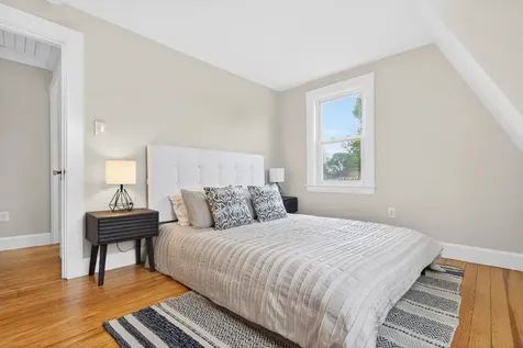 47 Concord Way Portsmouth NH 03801