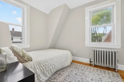 47 Concord Way Portsmouth NH 03801