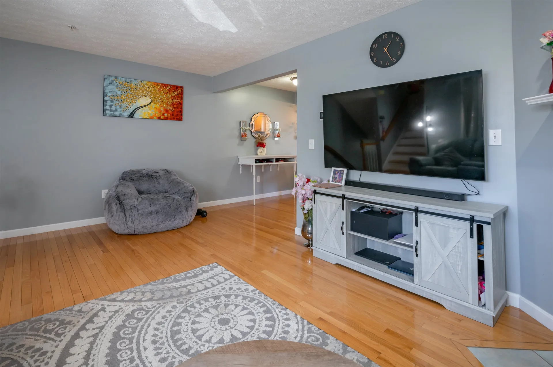 17 Georgetown Drive Nashua NH 03062