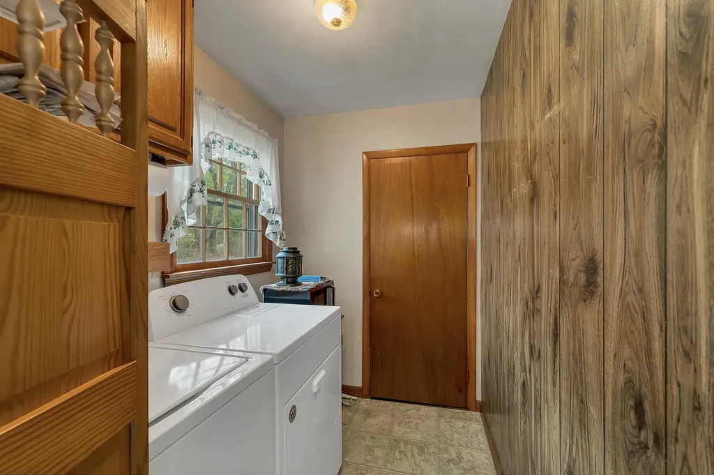 5 Meadow Drive Alton NH 03809