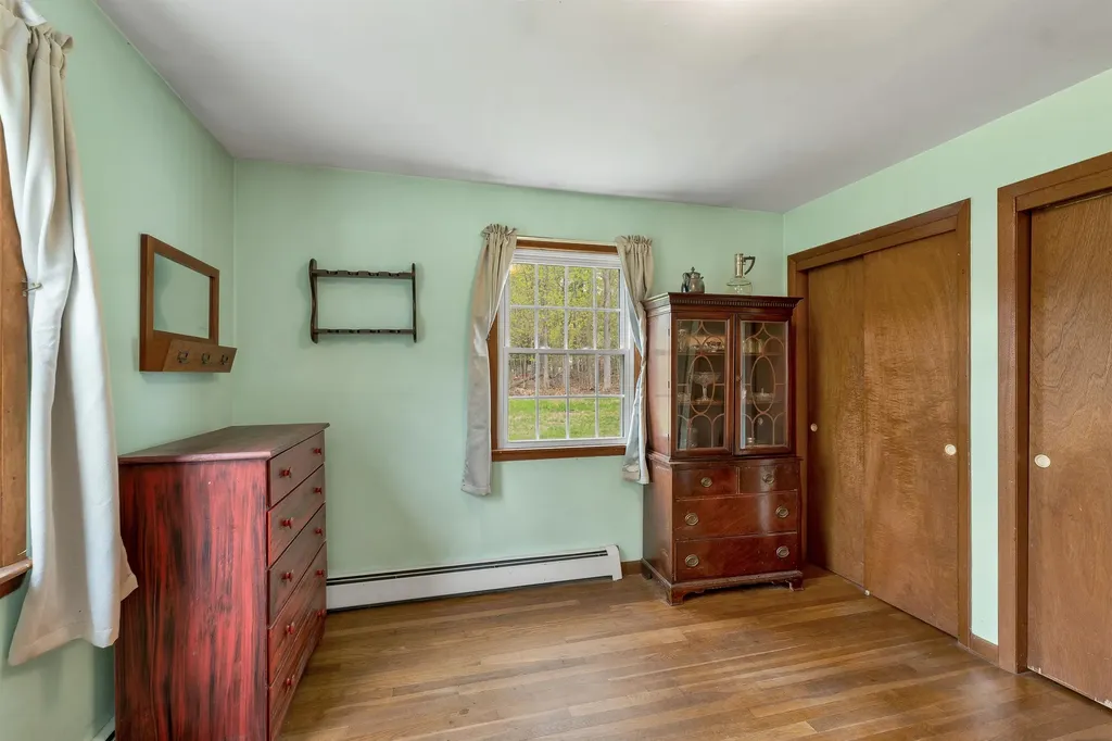 5 Meadow Drive Alton NH 03809