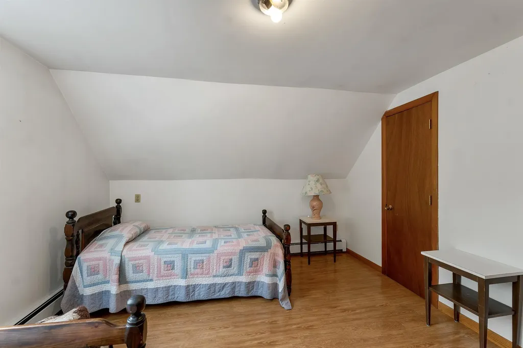 5 Meadow Drive Alton NH 03809
