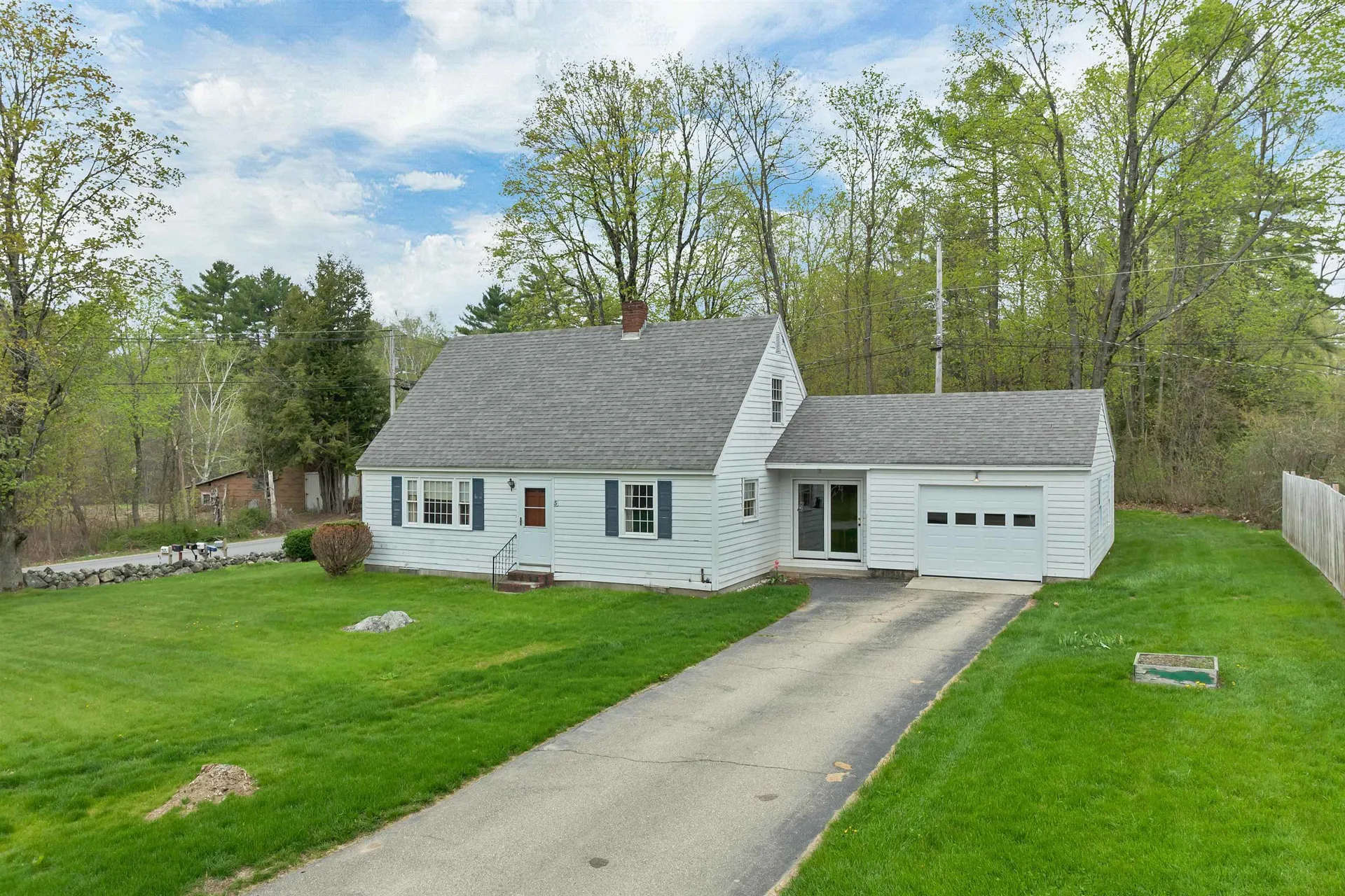 5 Meadow Drive Alton NH 03809